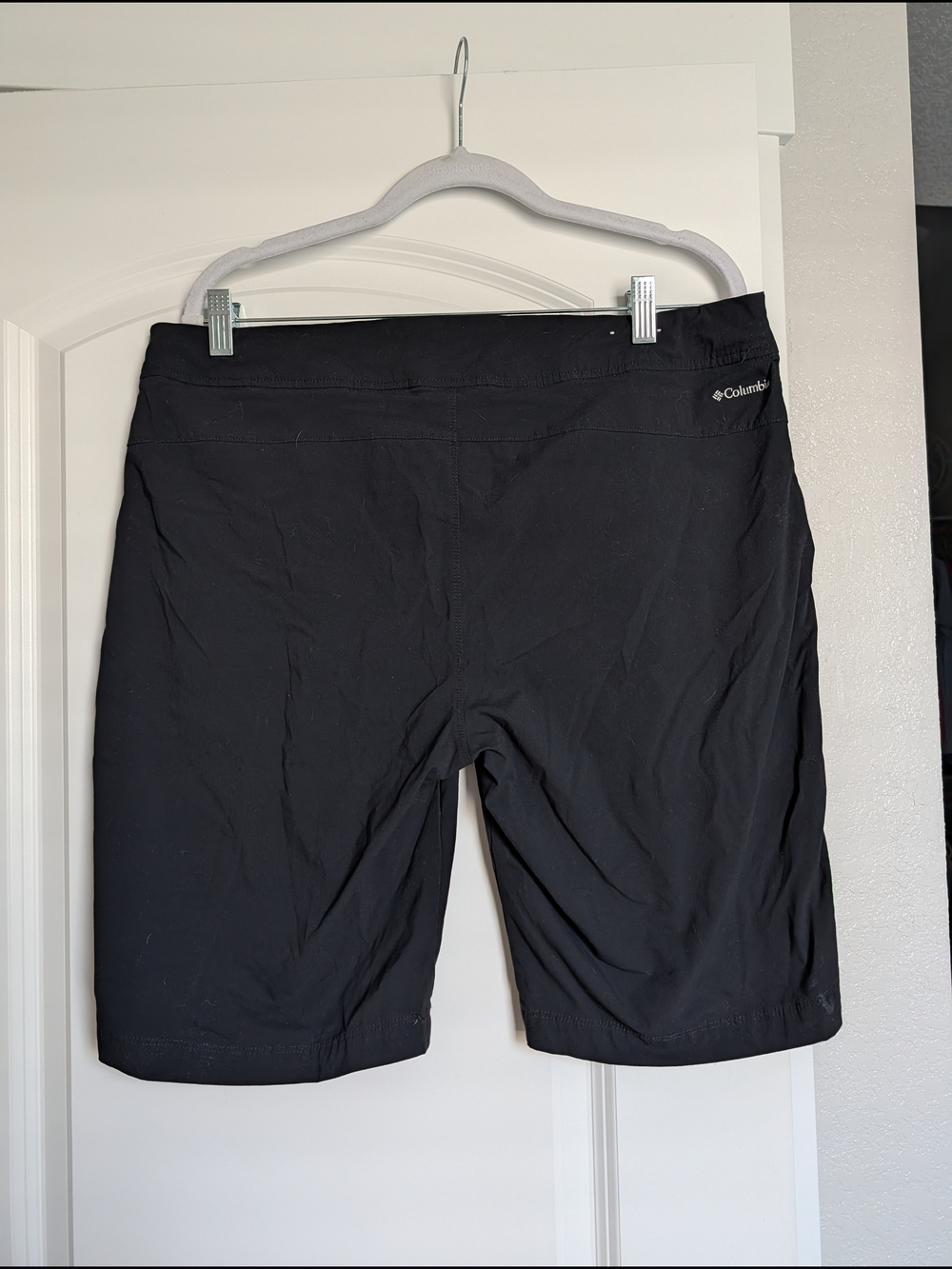 Columbia Shorts - Picture 2 of 3